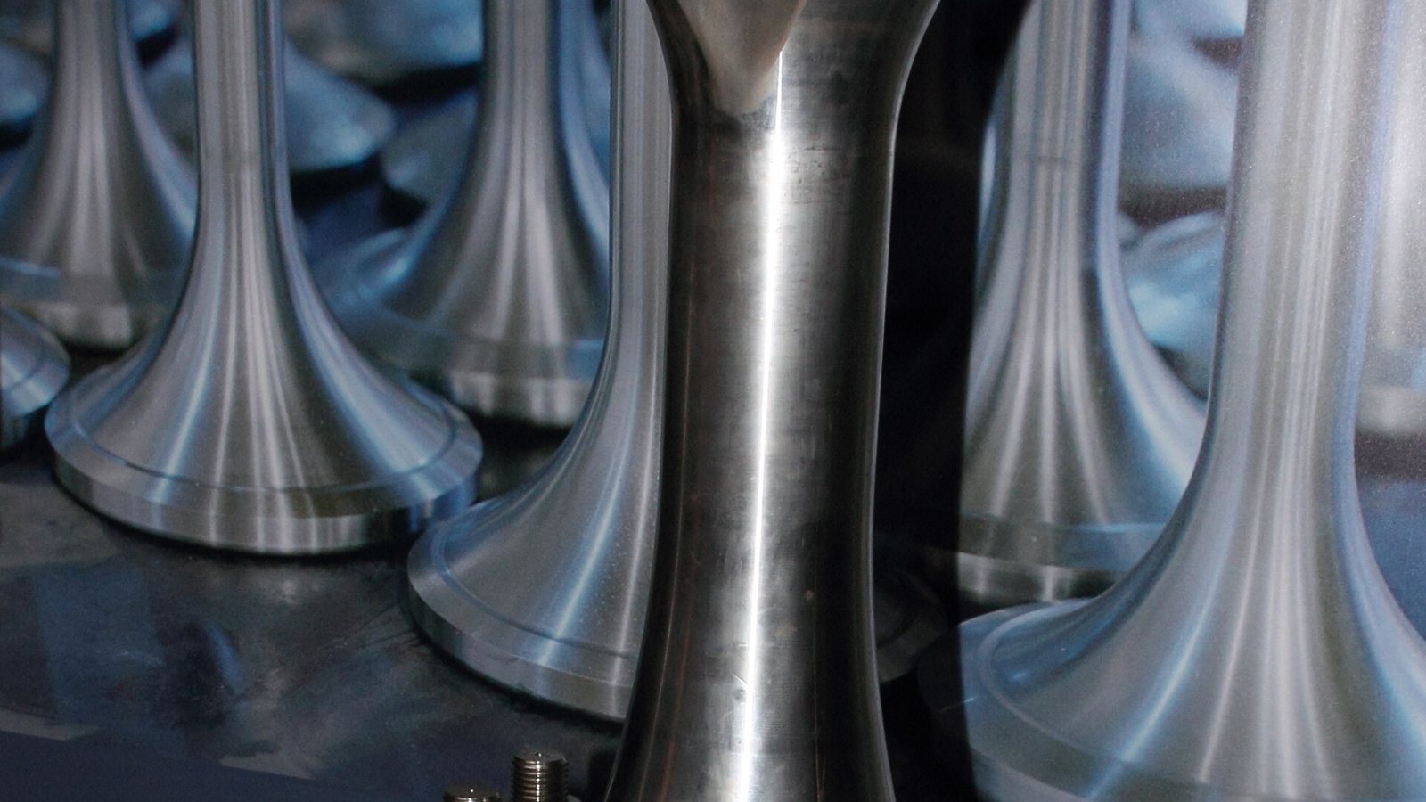 Cylinder Liner & Piston Replacement: When, Why, and How for Marine Engines — MarineLink Solutions marine industry blog